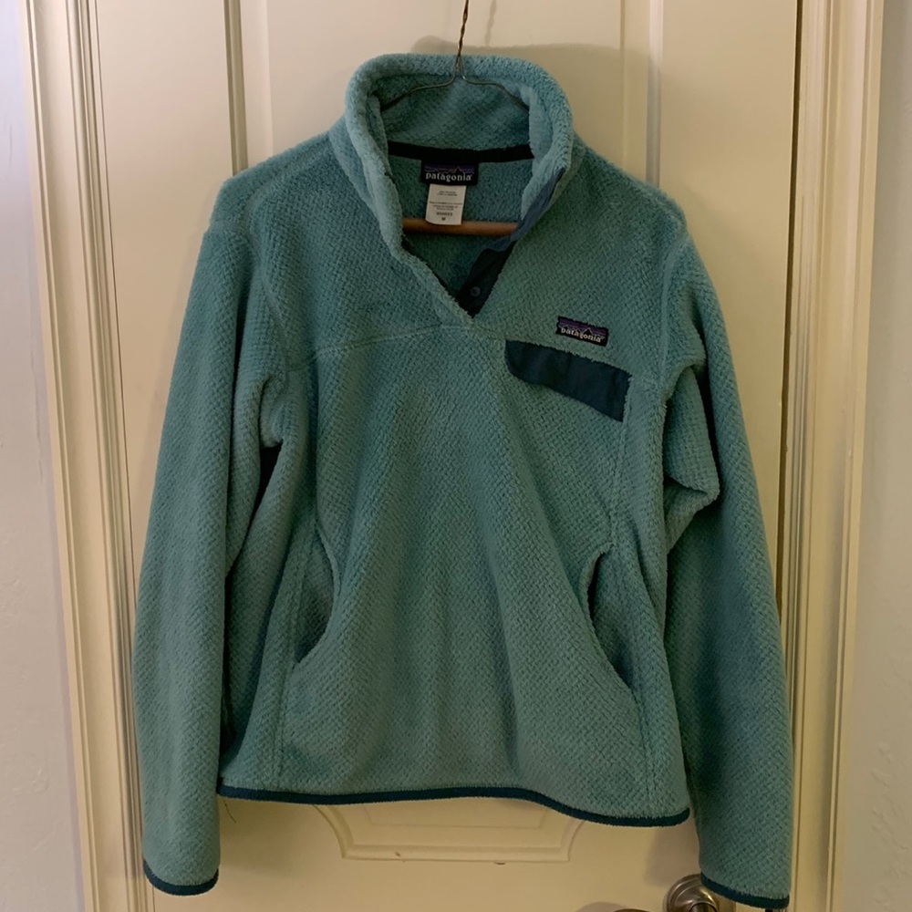 Turquoise Patagonia pullover